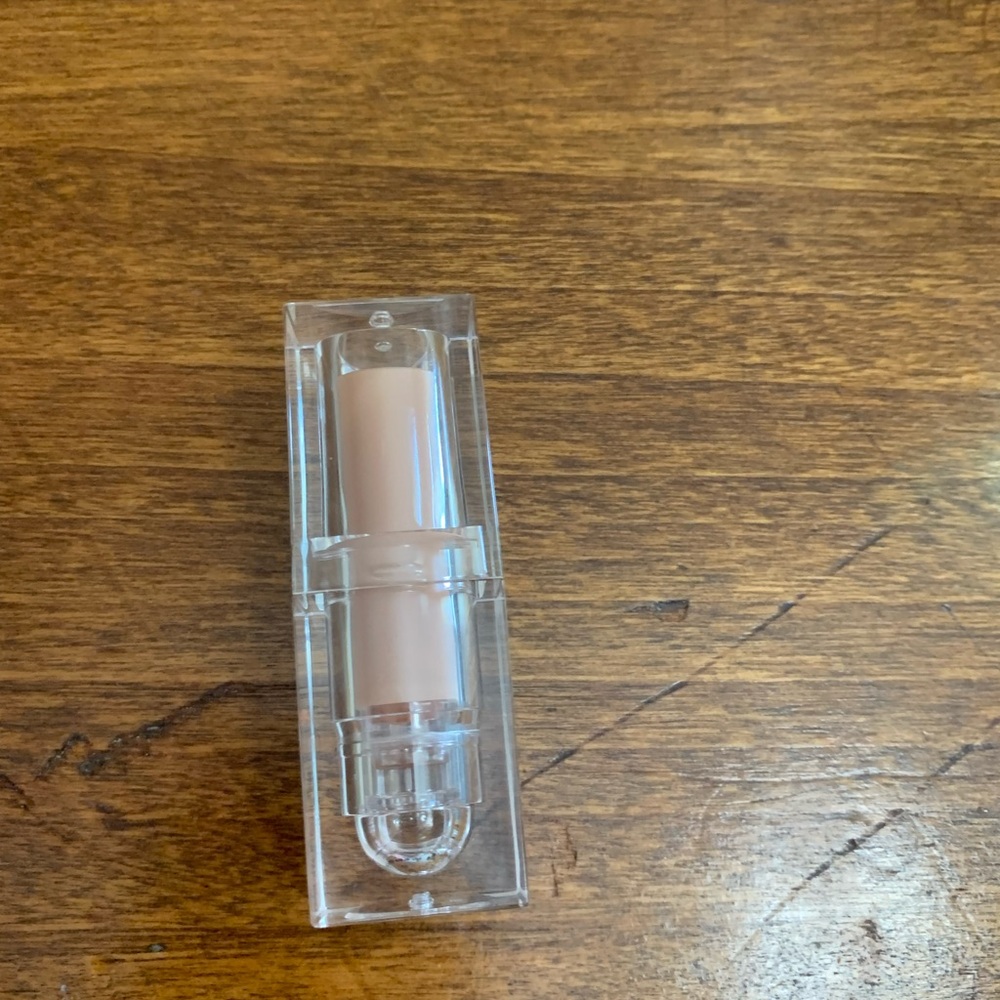 KKW Beauty Enchanting  Lipstick - Picture 4 of 5